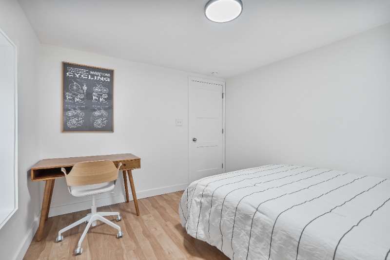 Building Photo - 25 Seaton Pl NE