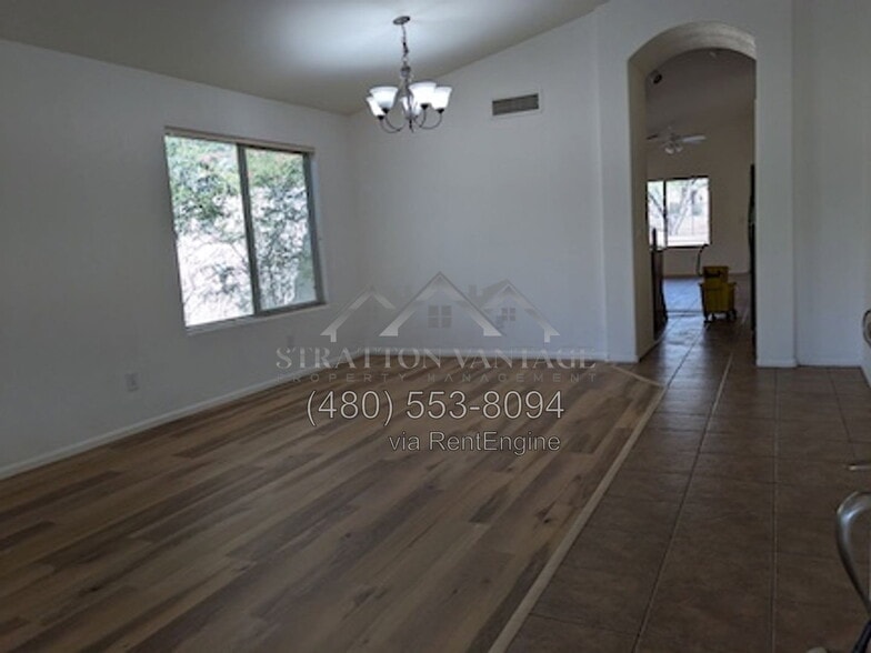 Building Photo - 28719 N 21st Ln