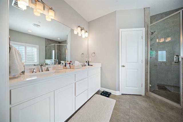 Building Photo - 7513 Renaissance Blvd