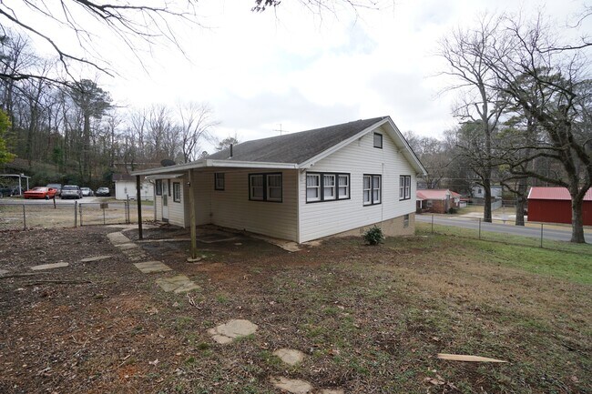 Building Photo - 941 McDonald Chapel Rd