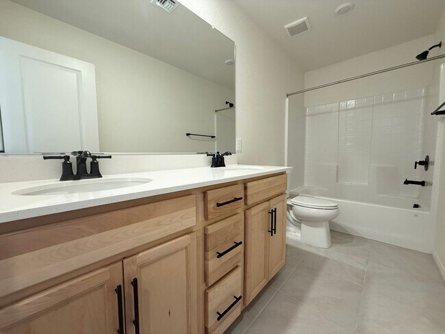 Building Photo - Spacious Southwest Las Vegas Gem | 5 Beds, Loft & 3,000+ Sq Ft Living