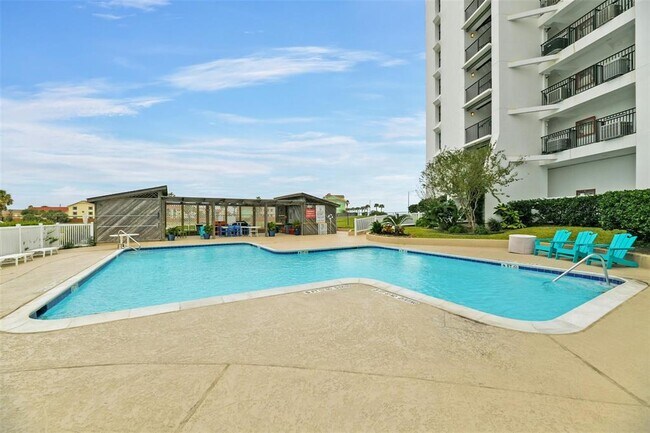 Building Photo - 7310 Seawall Blvd