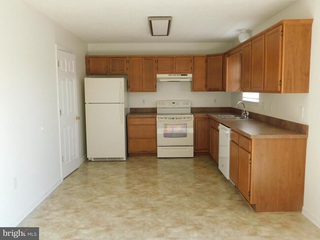 Building Photo - 131 Lighthouse Ln