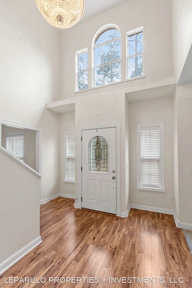 Building Photo - 4 br, 2.5 bath House - 8097 Archer Circle