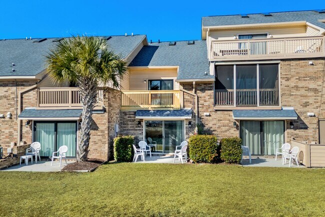 Building Photo - Seasonal Rental Available 9/11/2025-3/31/2...
