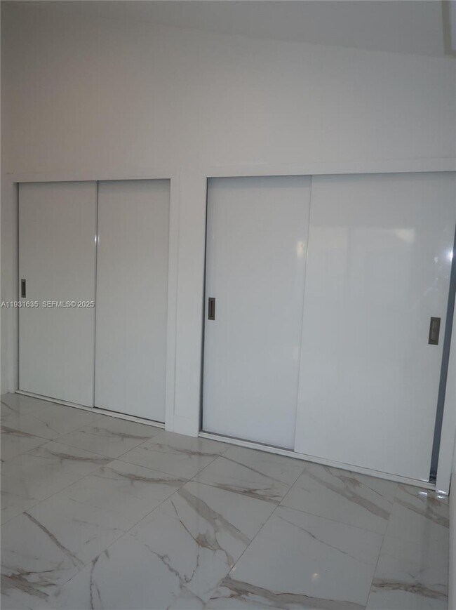 Building Photo - 8900 NW 33rd Ave