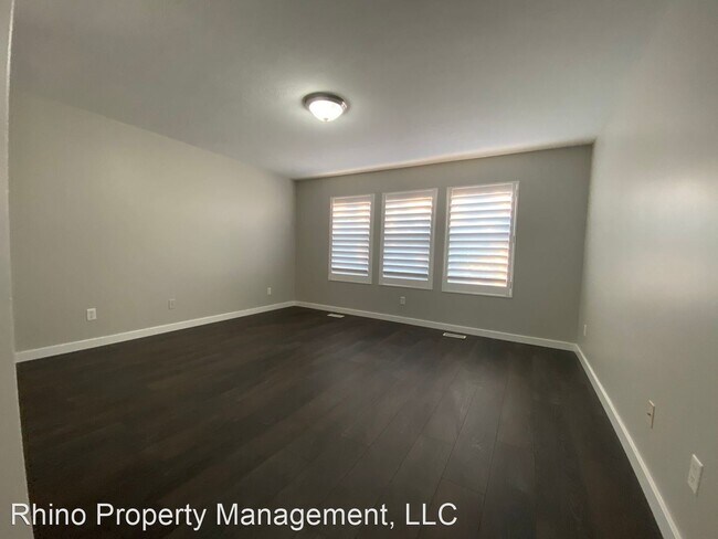 Building Photo - 6 br, 3.5 bath House - 8099 Pine Lake Circle