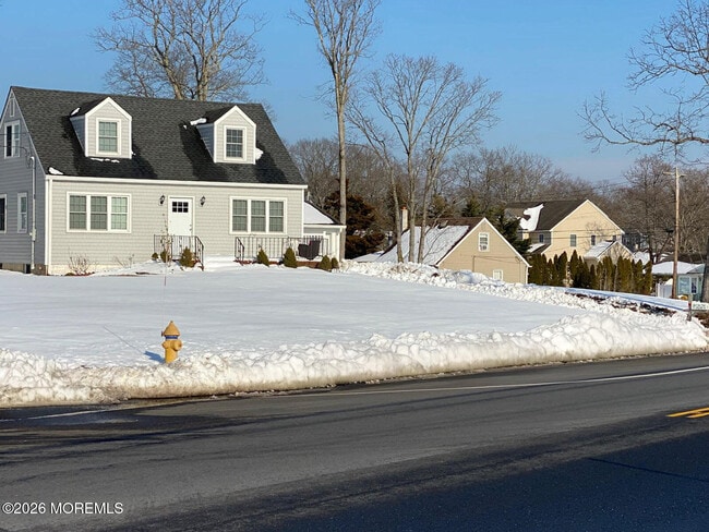 Building Photo - 307 Herbertsville Rd