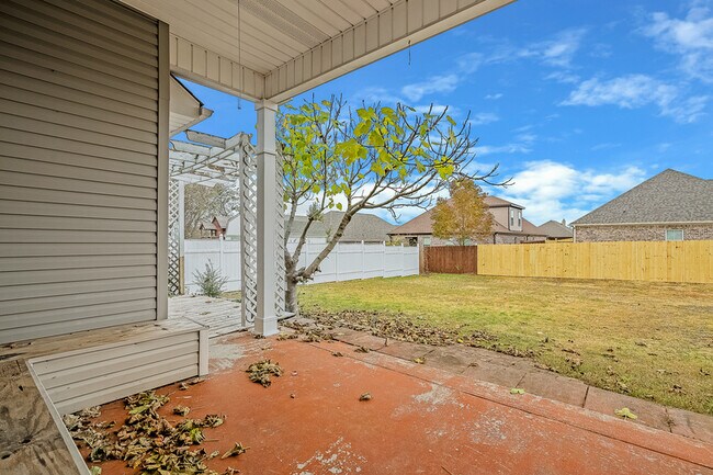 Building Photo - 2426 Quail Ridge Ln SW