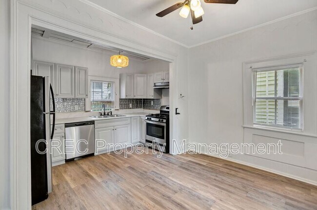 Building Photo - 115 Ashley Ave