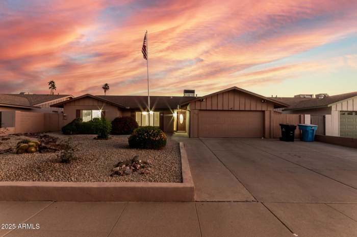 Building Photo - 3535 W Saint Moritz Ln