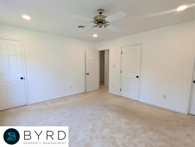 Building Photo - 4800 Ball Cypress Rd