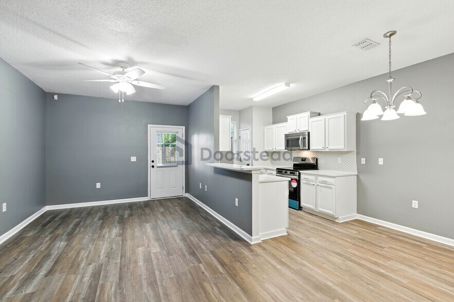 Building Photo - 74 Moultrie Village Ln