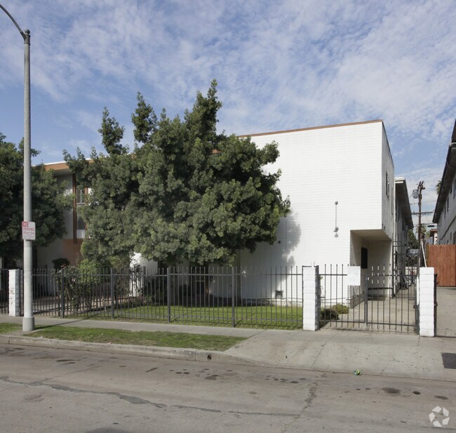 Building Photo - 5741 Virginia Ave