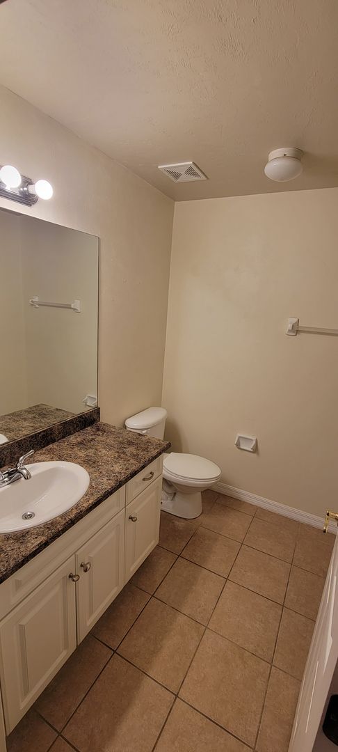 Building Photo - 3/2.5 Eagle Trace Townhome