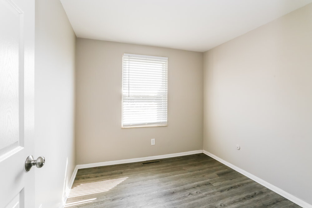 Building Photo - 2616 Saugus Cir