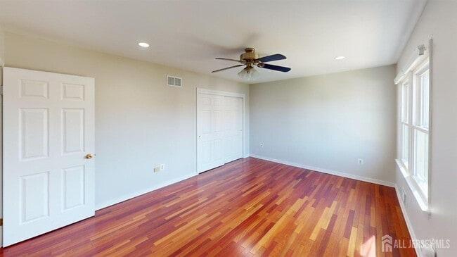 Building Photo - 77 Princess Dr