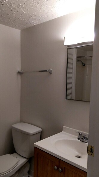 Bathroom - 8045 Pippin Rd