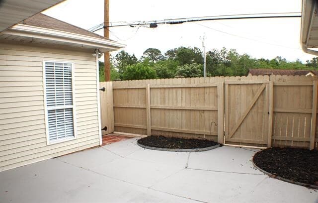 Building Photo - 7745 Pecan Dr