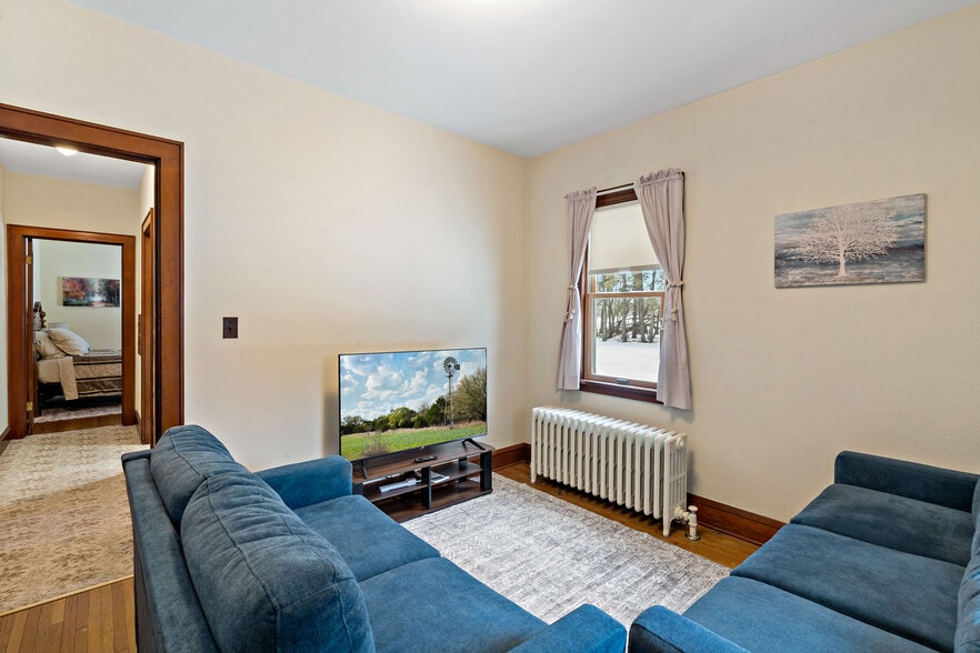 Building Photo - 52275 Rush Lake Trl