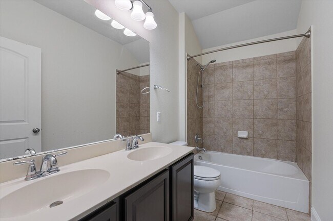 Building Photo - 3021 Angelina Ct