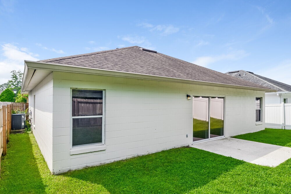 Building Photo - 12609 Whiterapids Dr