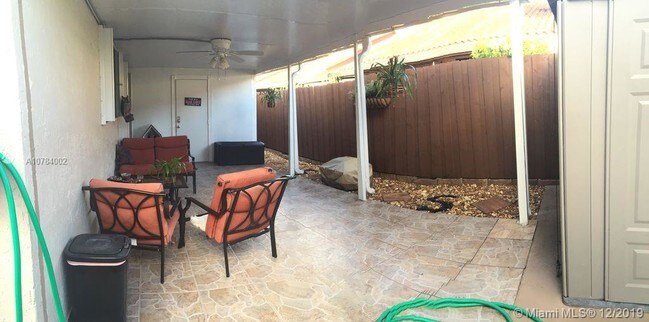 Building Photo - 12721 NW 102nd Pl