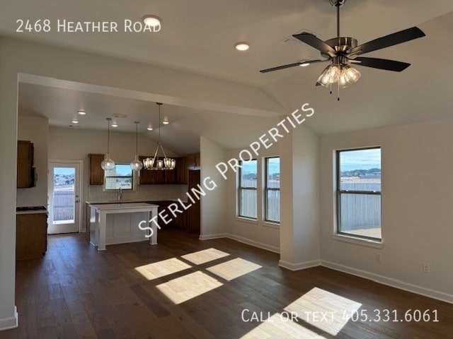 Building Photo - 2468 Heather Rd