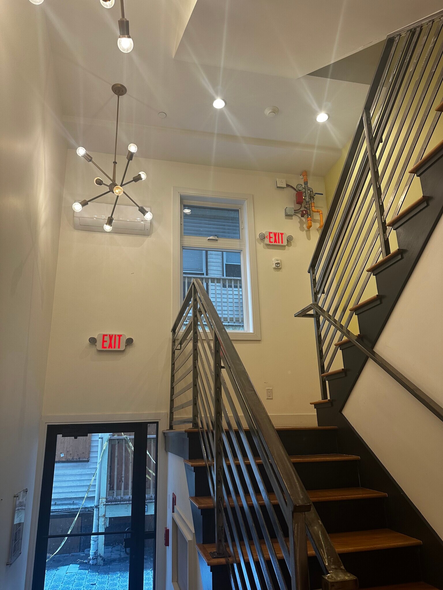 Building Photo - 191 Washington Ave