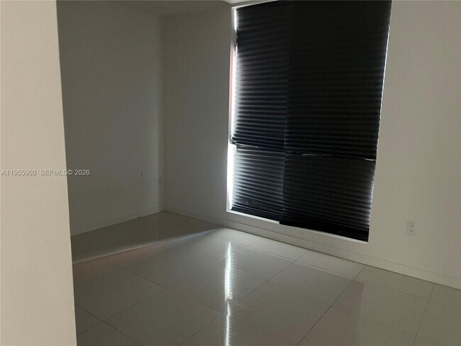 Building Photo - 7661 NW 107th Ave