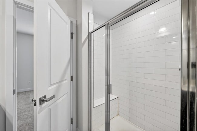 Building Photo - 530 Billingsley Rd