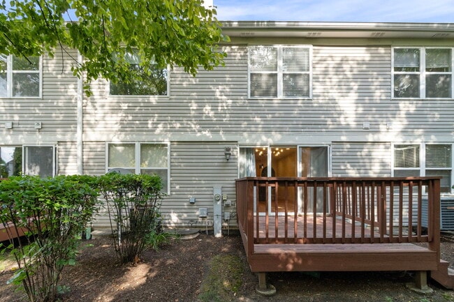 Building Photo - 3057 Serenity Ln