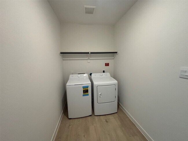 Building Photo - 4315 Windsor Frst Ct