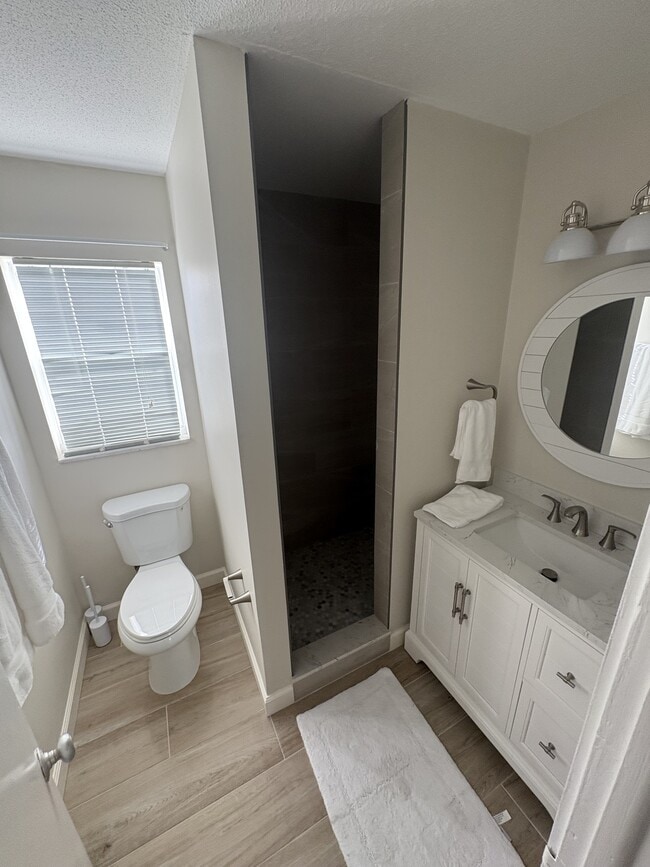 Building Photo - 108 Charles Dr