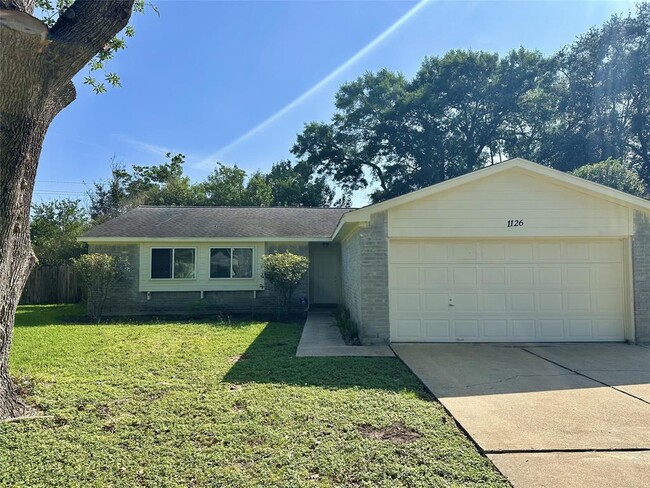 Primary Photo - 1126 Ravenscourt Dr