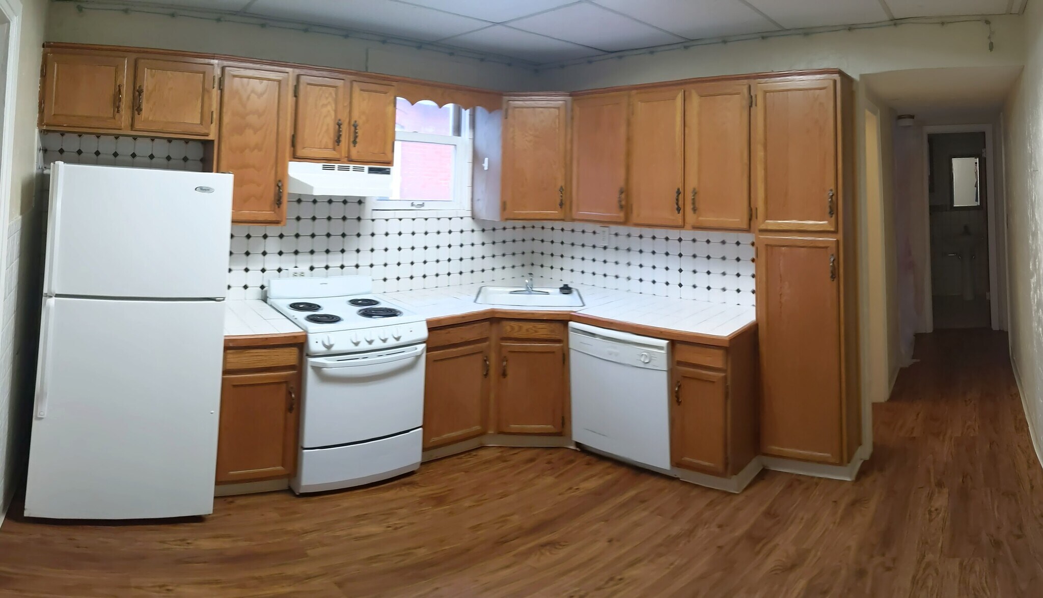Kitchen - 245 South Grant St
