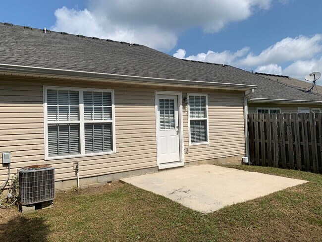 Building Photo - 410 Northrop Pl
