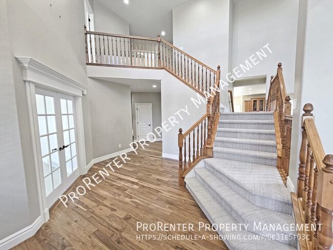 Building Photo - 843 Eaglepointe Dr