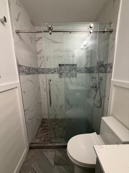 Building Photo - 161 Blades St