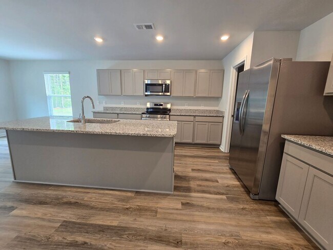 Building Photo - For Rent - Coastal Living Near Sunset Beach!