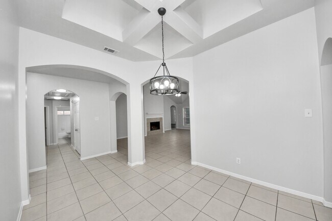 Building Photo - 16243 April Ridge Dr