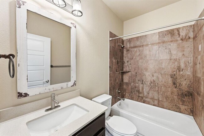 Building Photo - 7013 Brick Slope Path