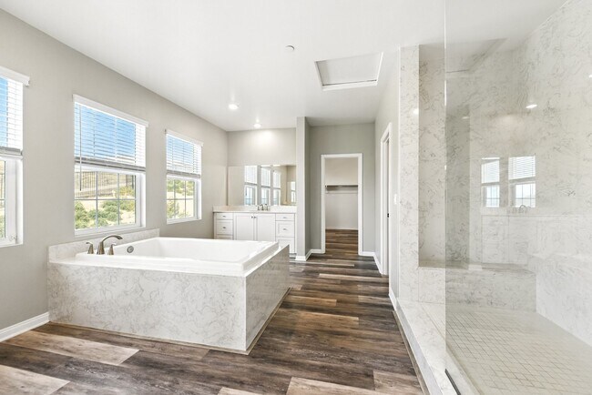 Building Photo - 3459 Aspen St