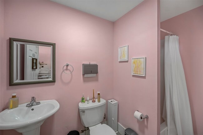 Building Photo - 1801 Avenue L