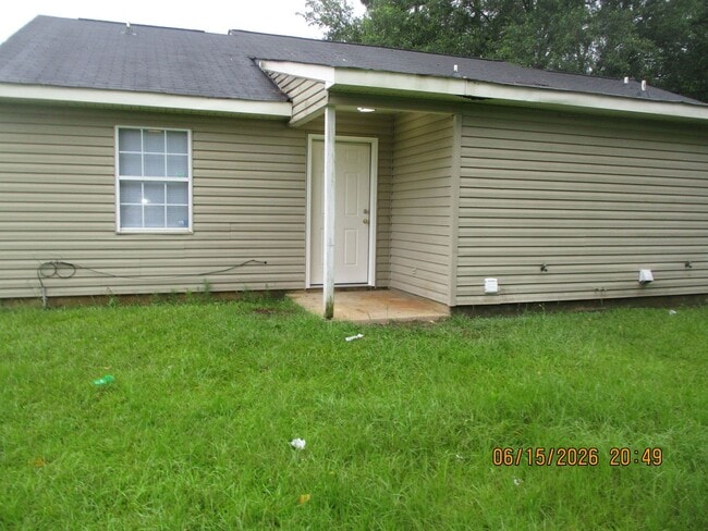 Building Photo - 301 Station Crossing Dr