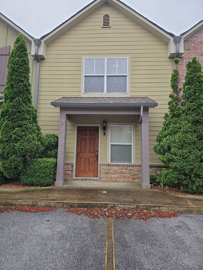 Primary Photo - ***2011 Karrington Ridge***