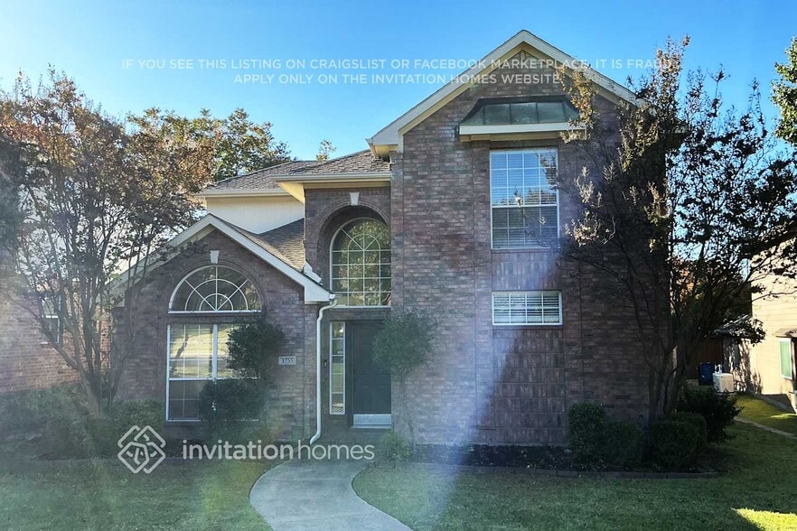 Primary Photo - 1755 Cresthill Dr