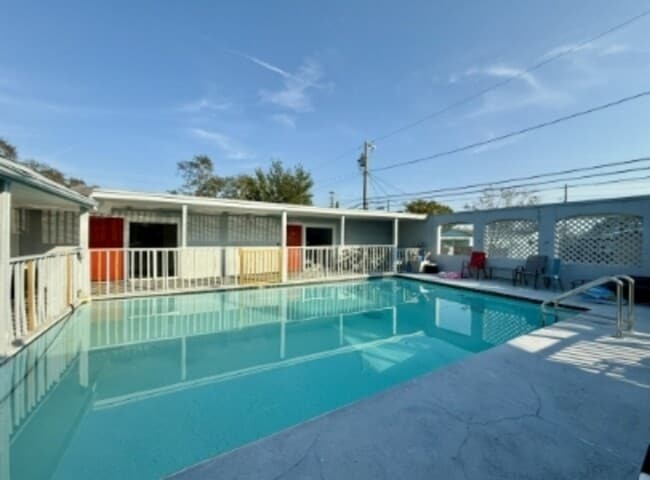 Building Photo - 5024 Emerson Ave S