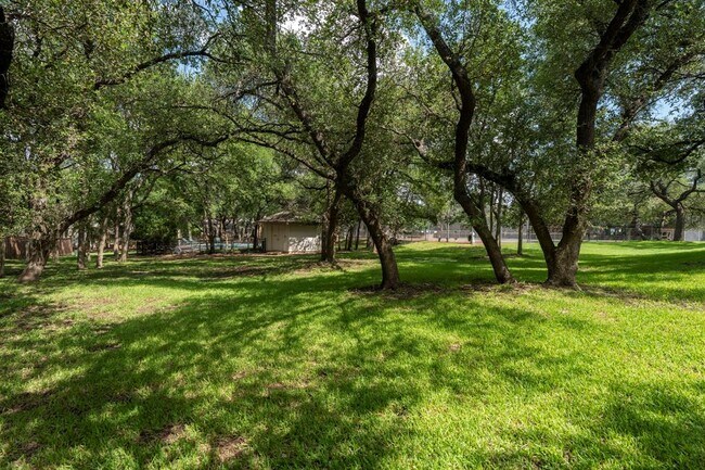 Building Photo - 8301 Greenslope Dr