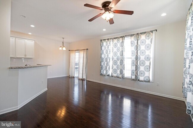 Building Photo - 23409 Berkeley Meadows Dr